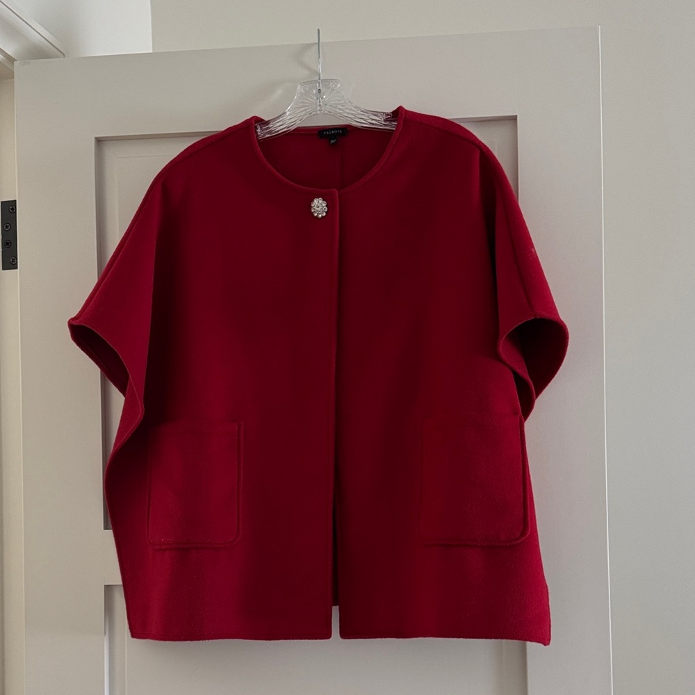 Talbots red cape s/xs Rhinestone button closure